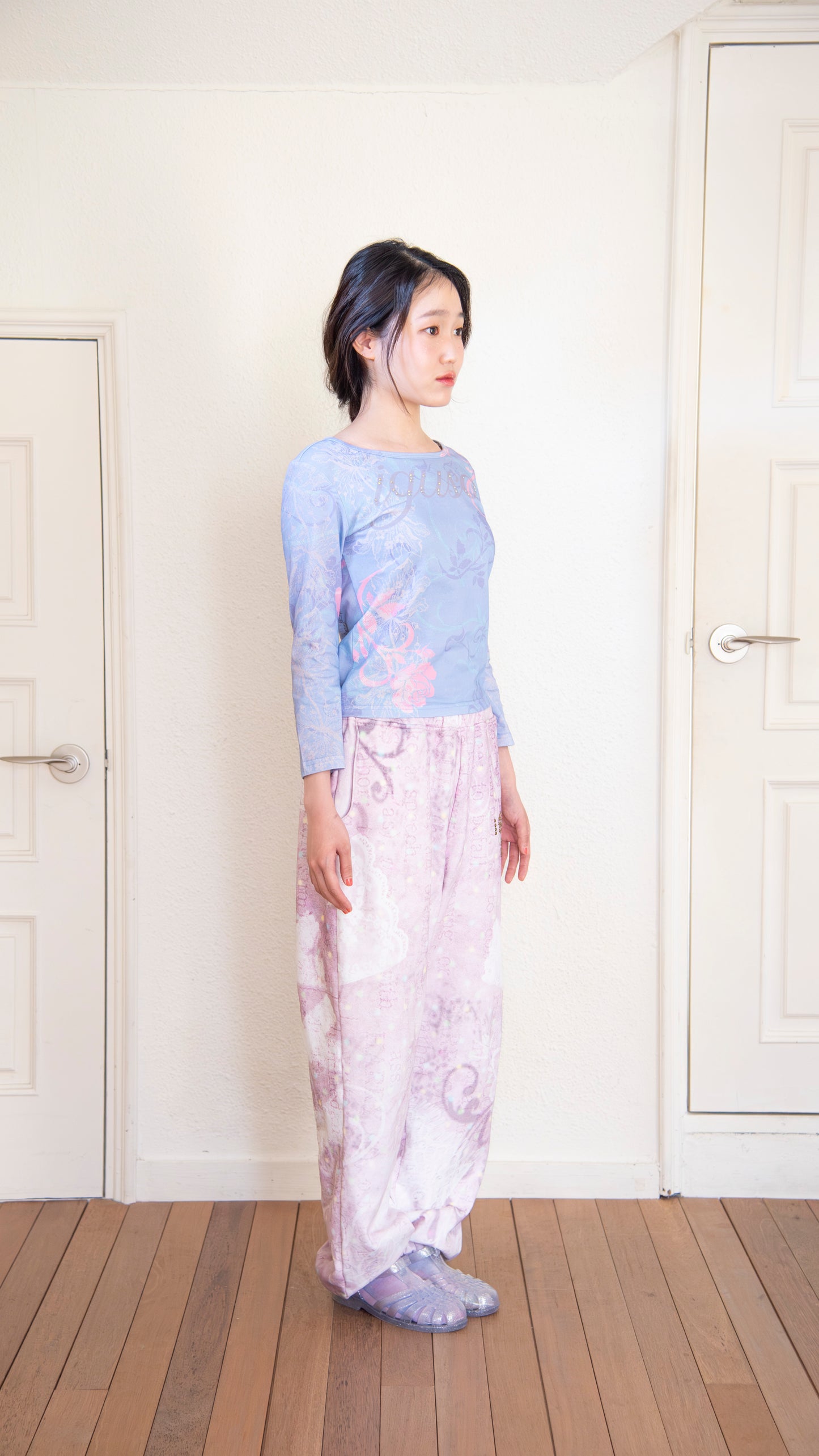 193 Lo-fi girl cotton sweatpants
