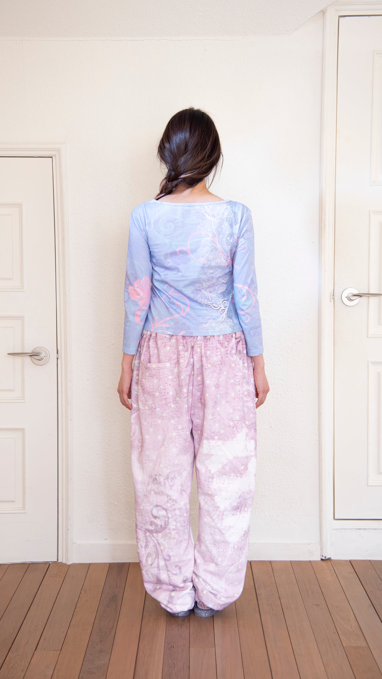 193 Lo-fi girl cotton sweatpants