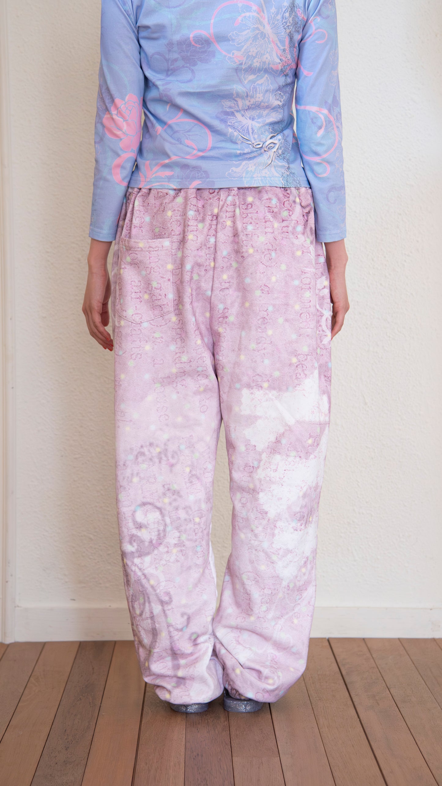193 Lo-fi girl cotton sweatpants
