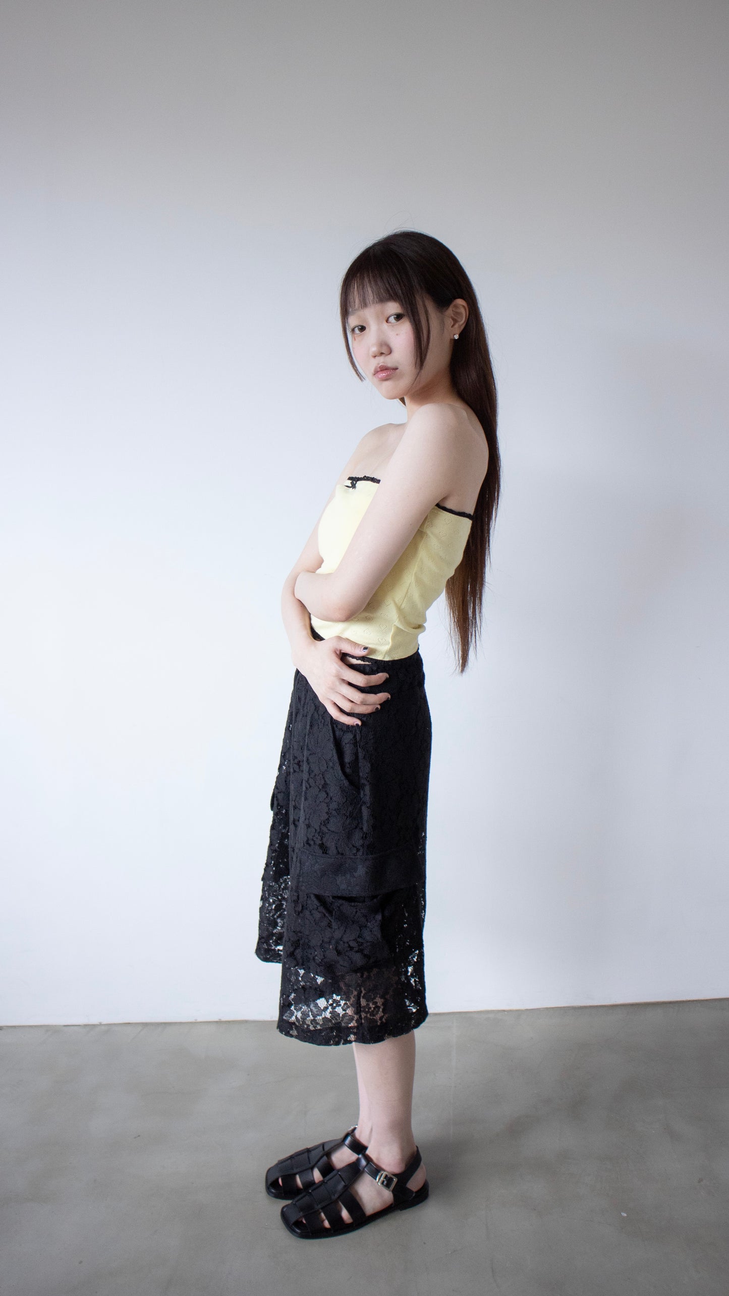 Heart eyelet tube top (yellow)