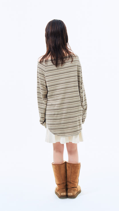 Aoki off-shoulder border top (beige)