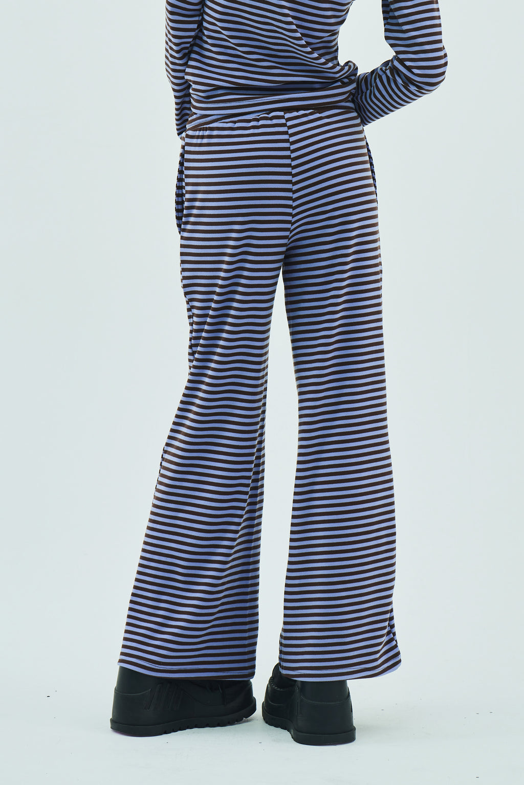 Milk Stripe Fleece Bootcut Pants Blackberry