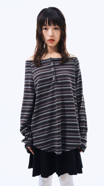 Aoki off-shoulder border top (charcoal)