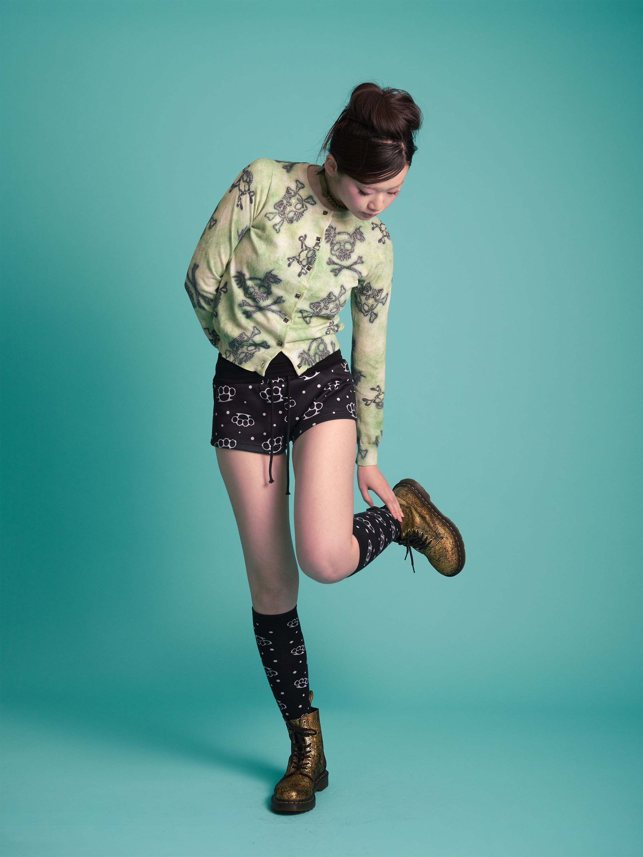 Knuckle Ribbon Pocket Shorts