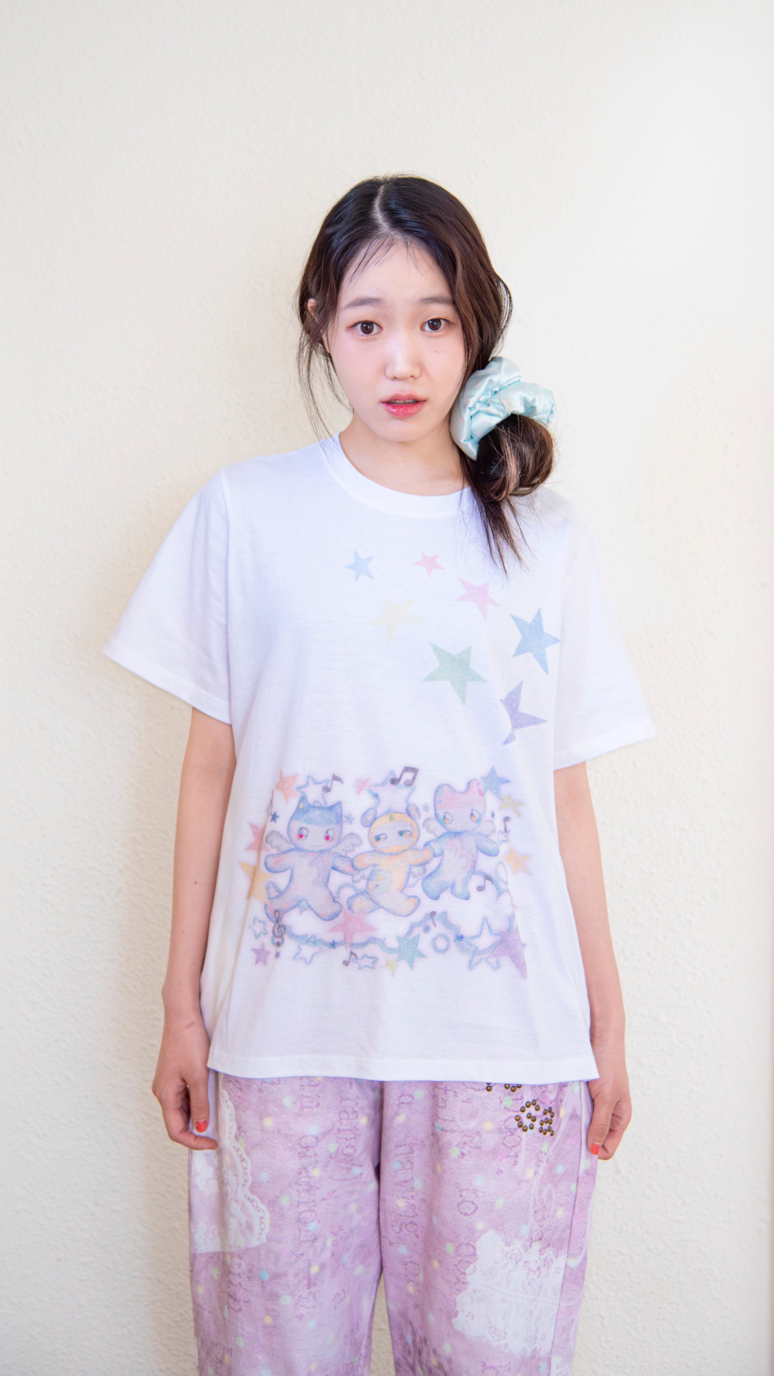 193 Friends T-shirt