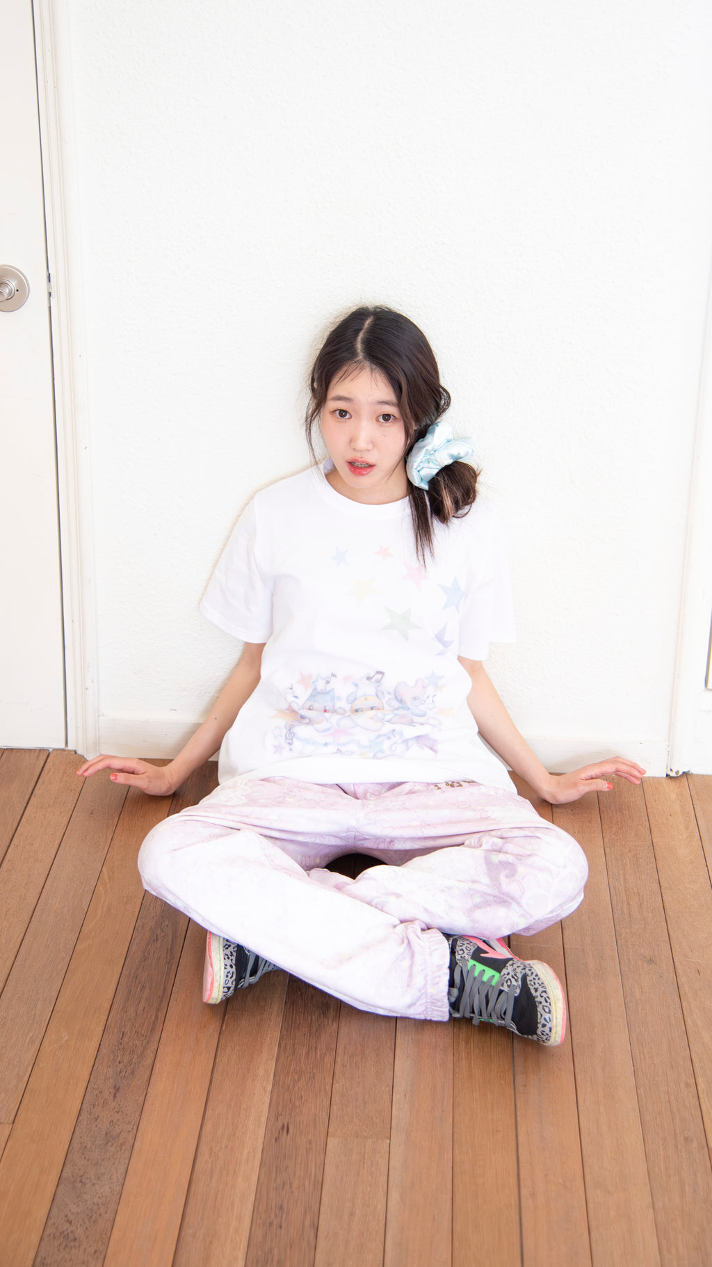 193 Friends T-shirt