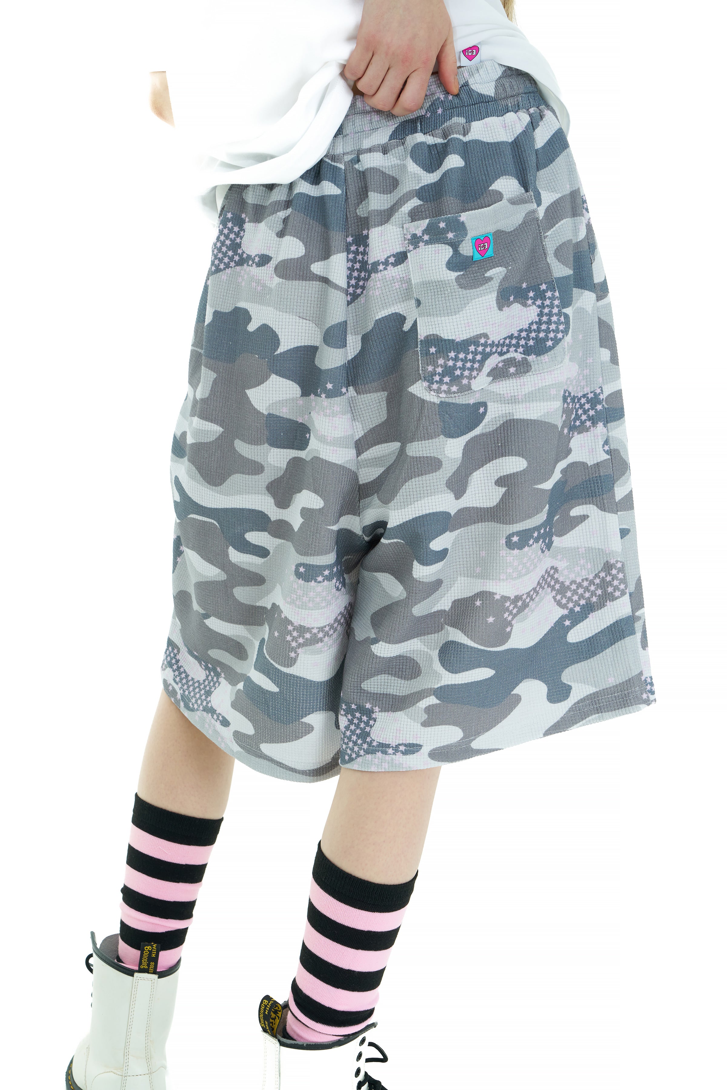 パンツ IGUSA SUGAR CAMOUFLAGE WAFFLE SHORTS Sugar camouflage waffle shorts gray – Igusa
