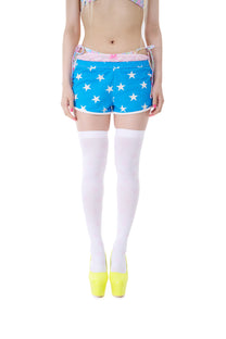 Leaf over knee-high