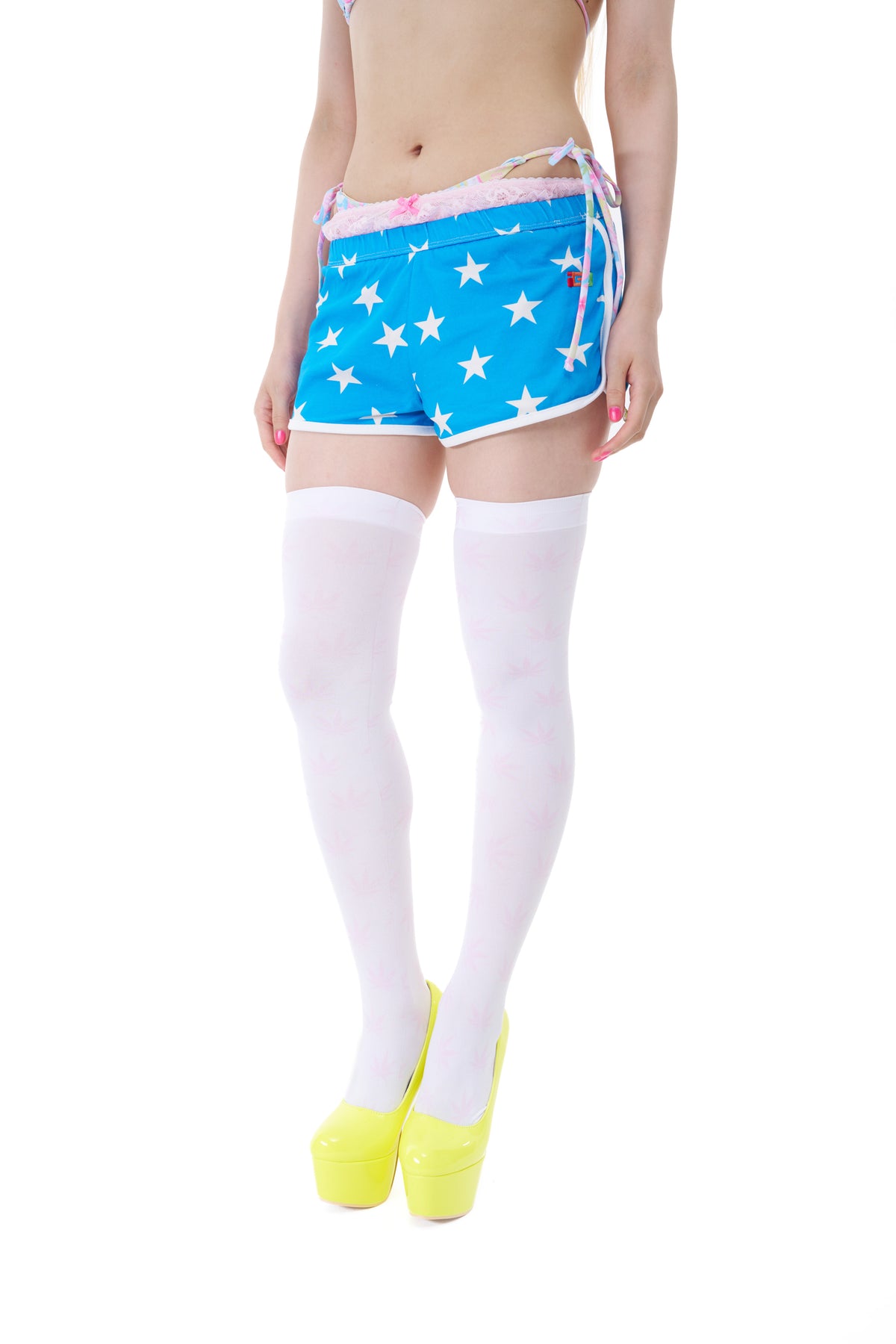 Leaf over knee-high