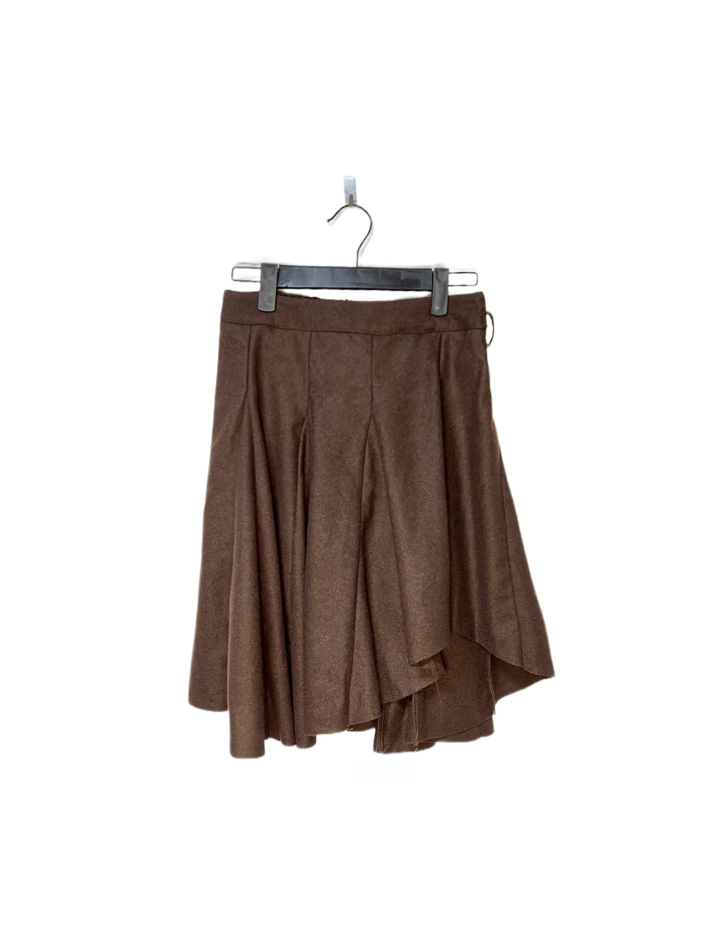 Asymmetry skirt (brown)