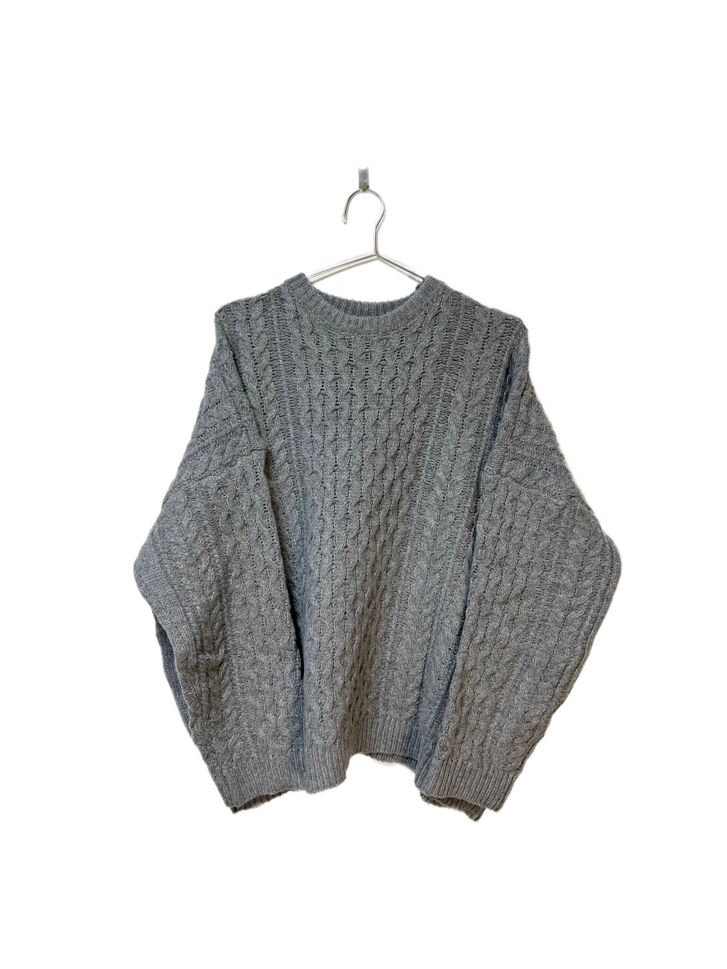 Oversize cable knit