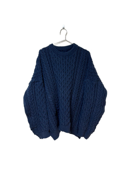 Oversize cable knit