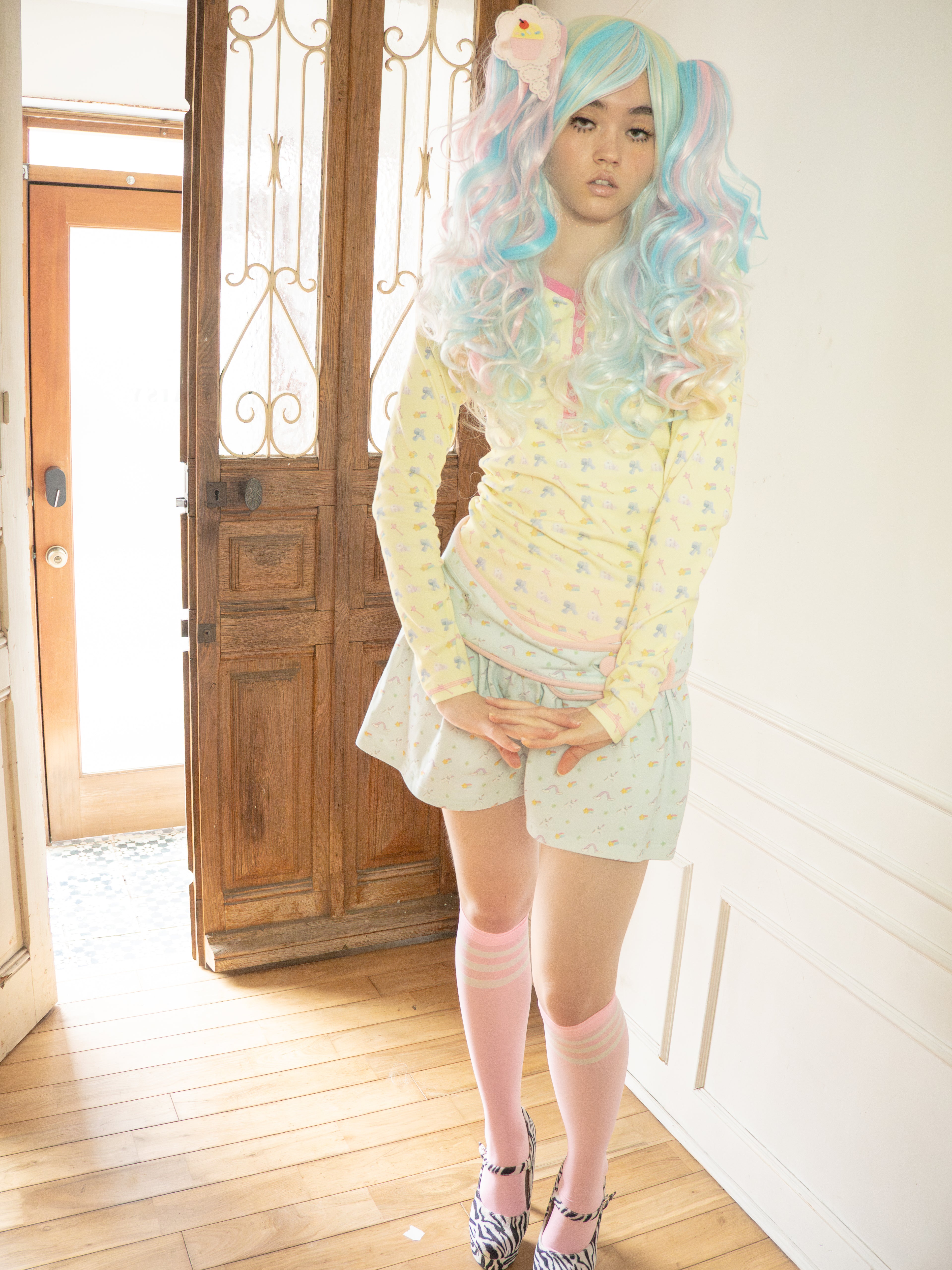 Magical henrey neck long sleeve