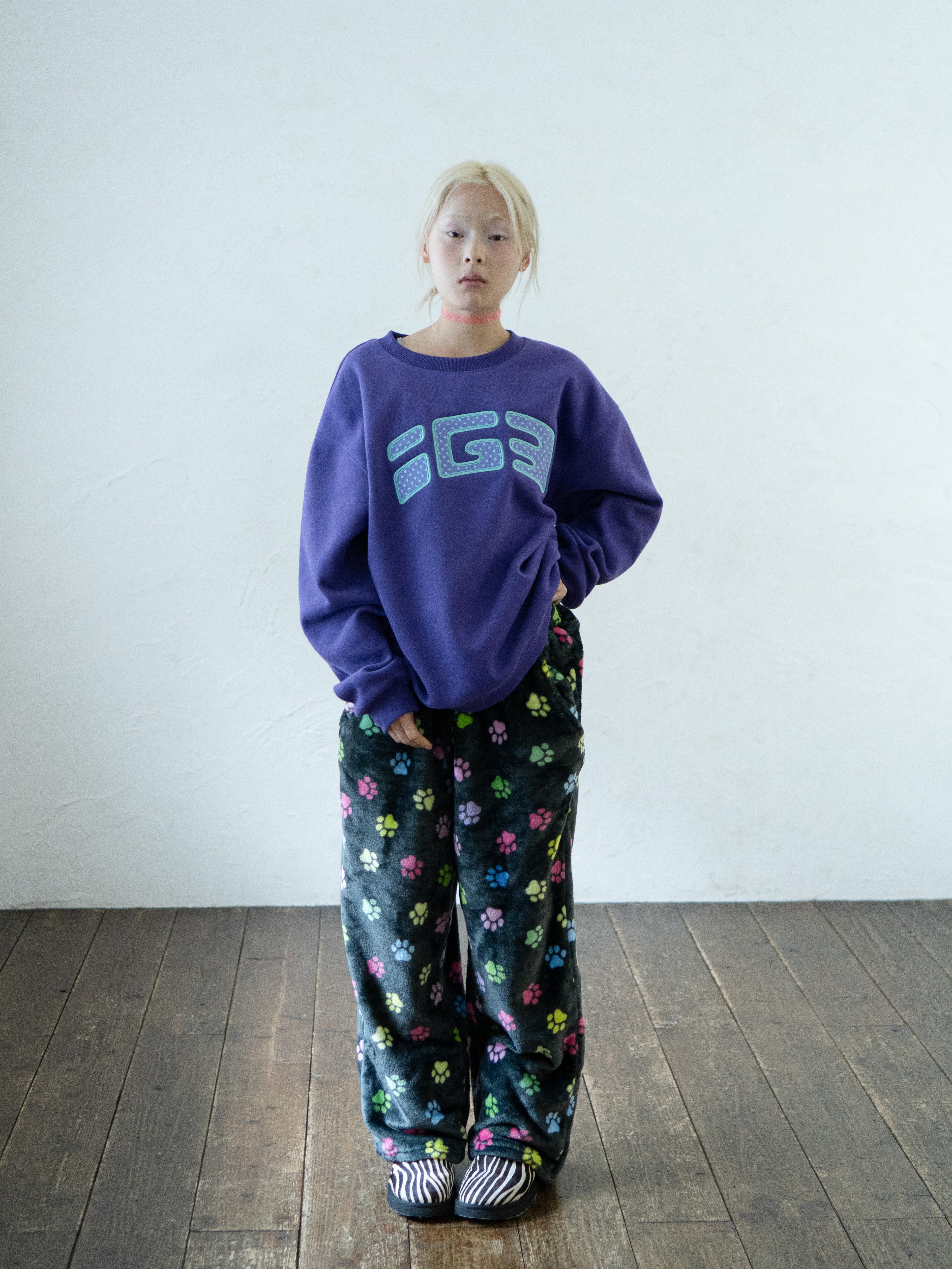 Patch Sweatshirt (Purple)