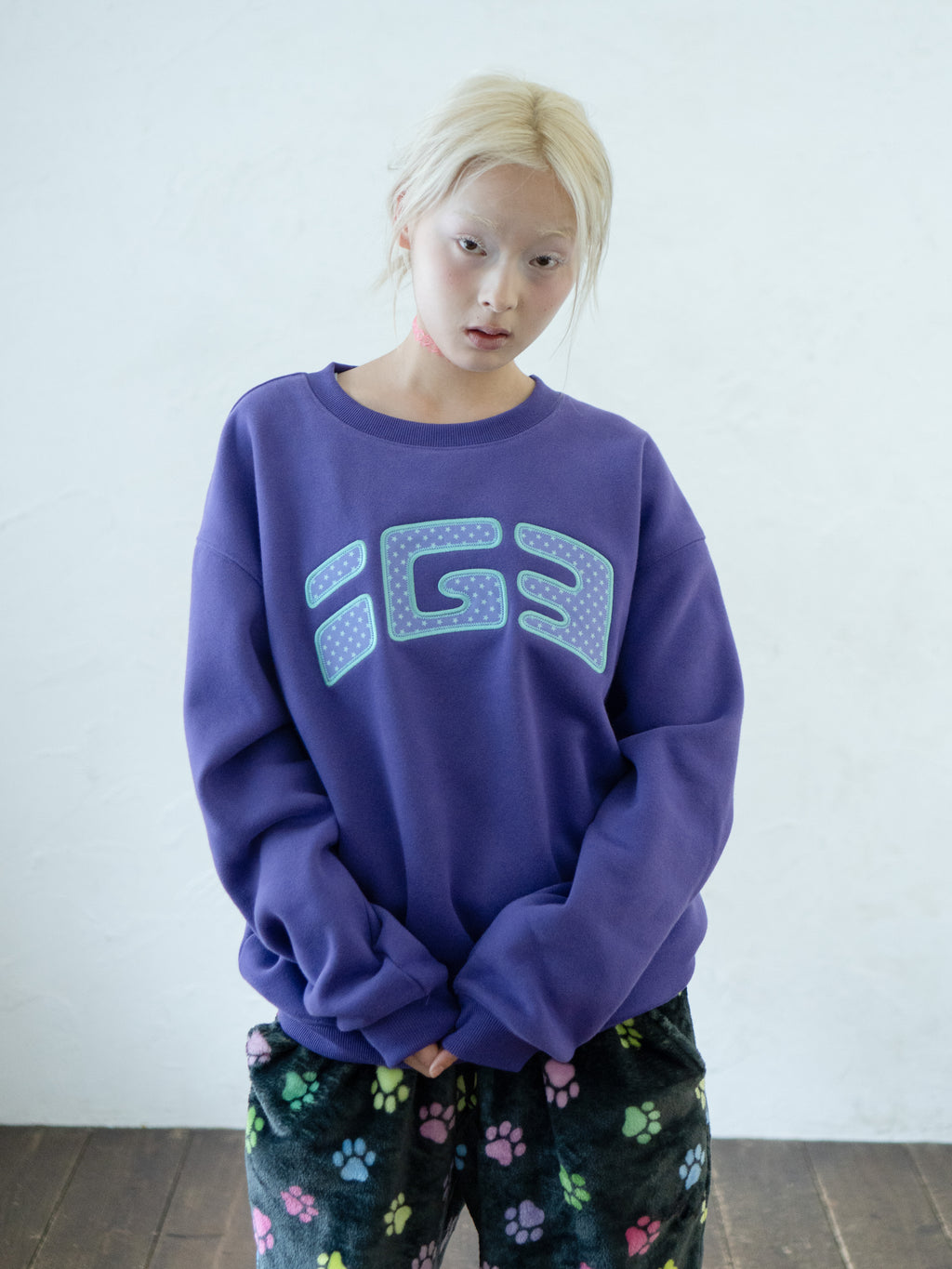 Patch Sweatshirt (Purple)