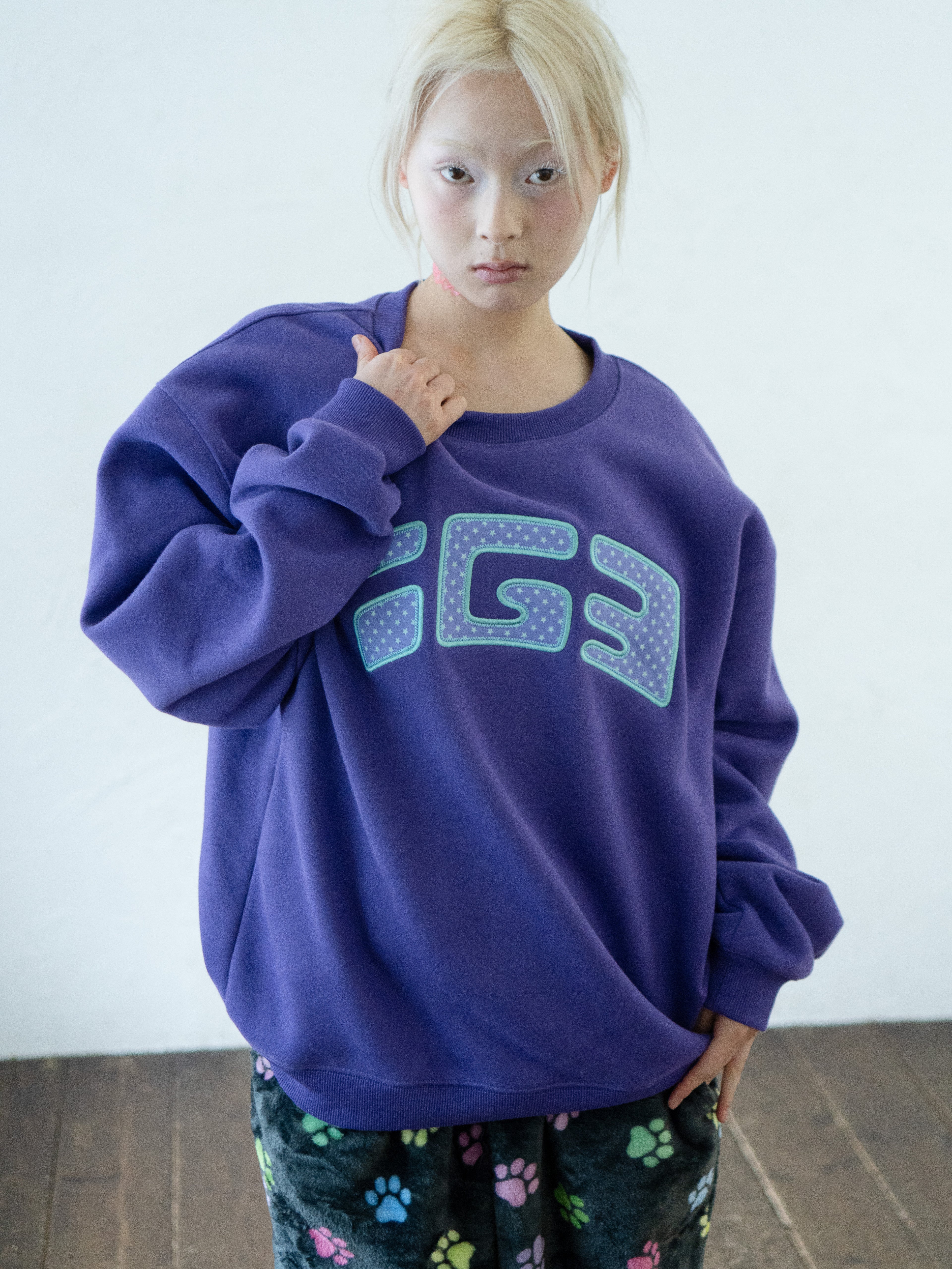 Patch Sweatshirt (Purple)