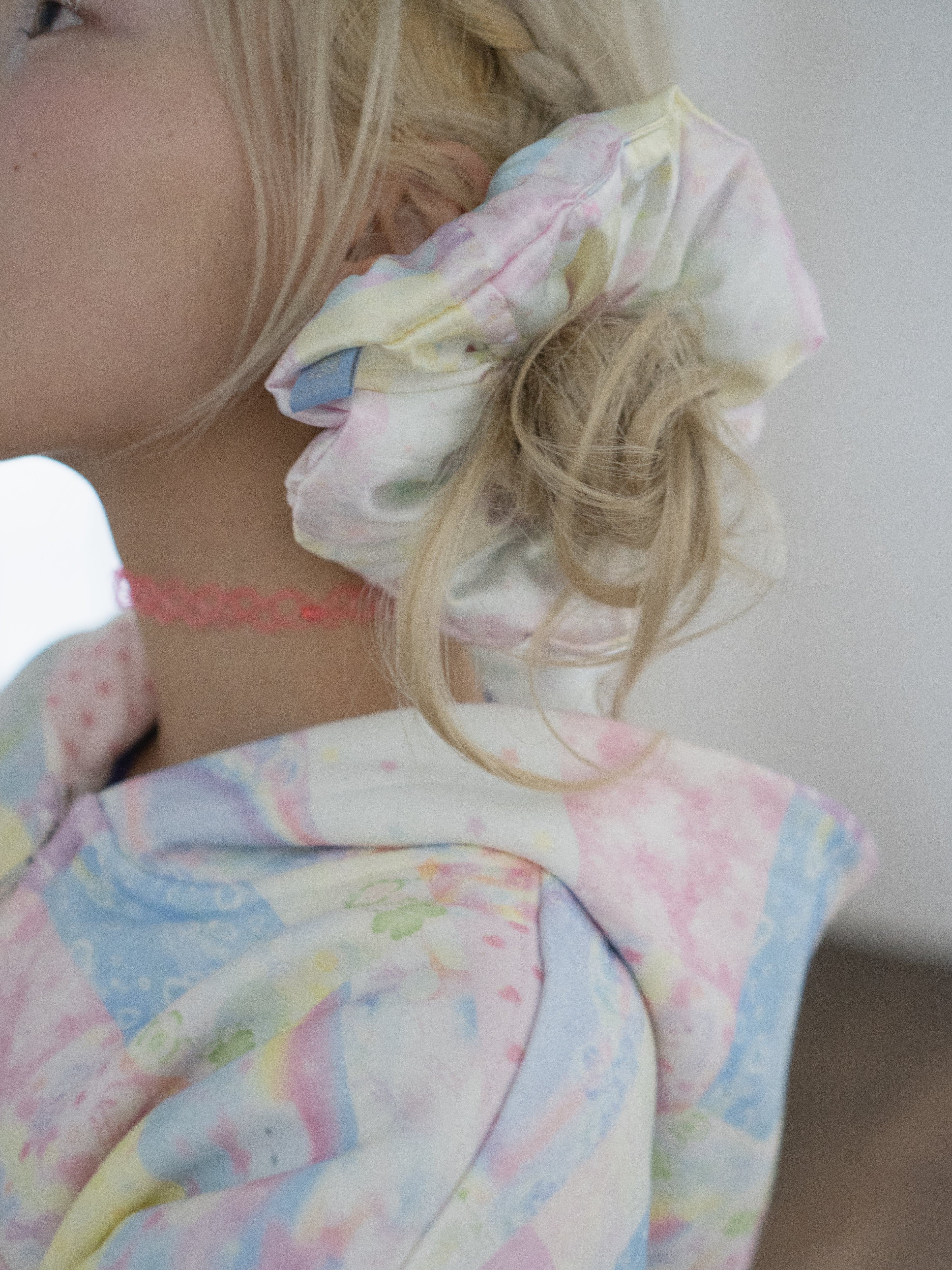 Pillow Scrunchie (Sugar Candy)