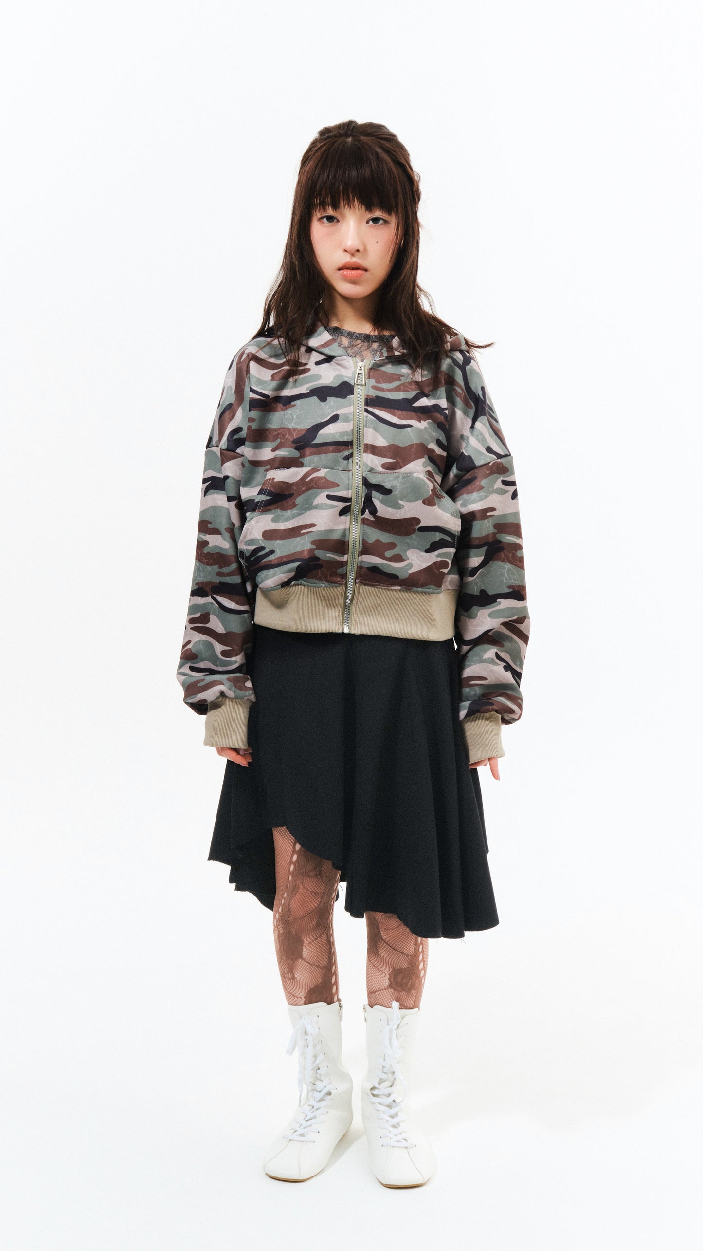 Camouflage cropped zip hoodie