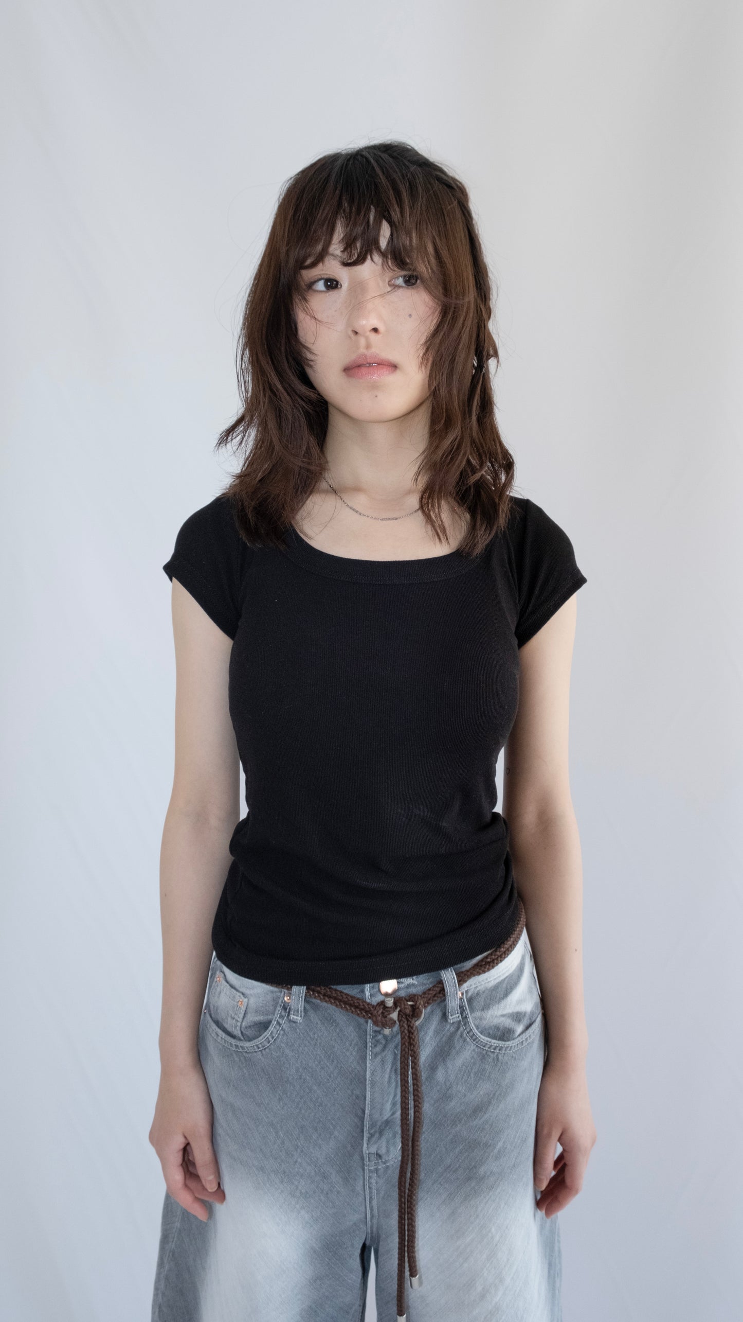 U-neck rib crpped top (black)