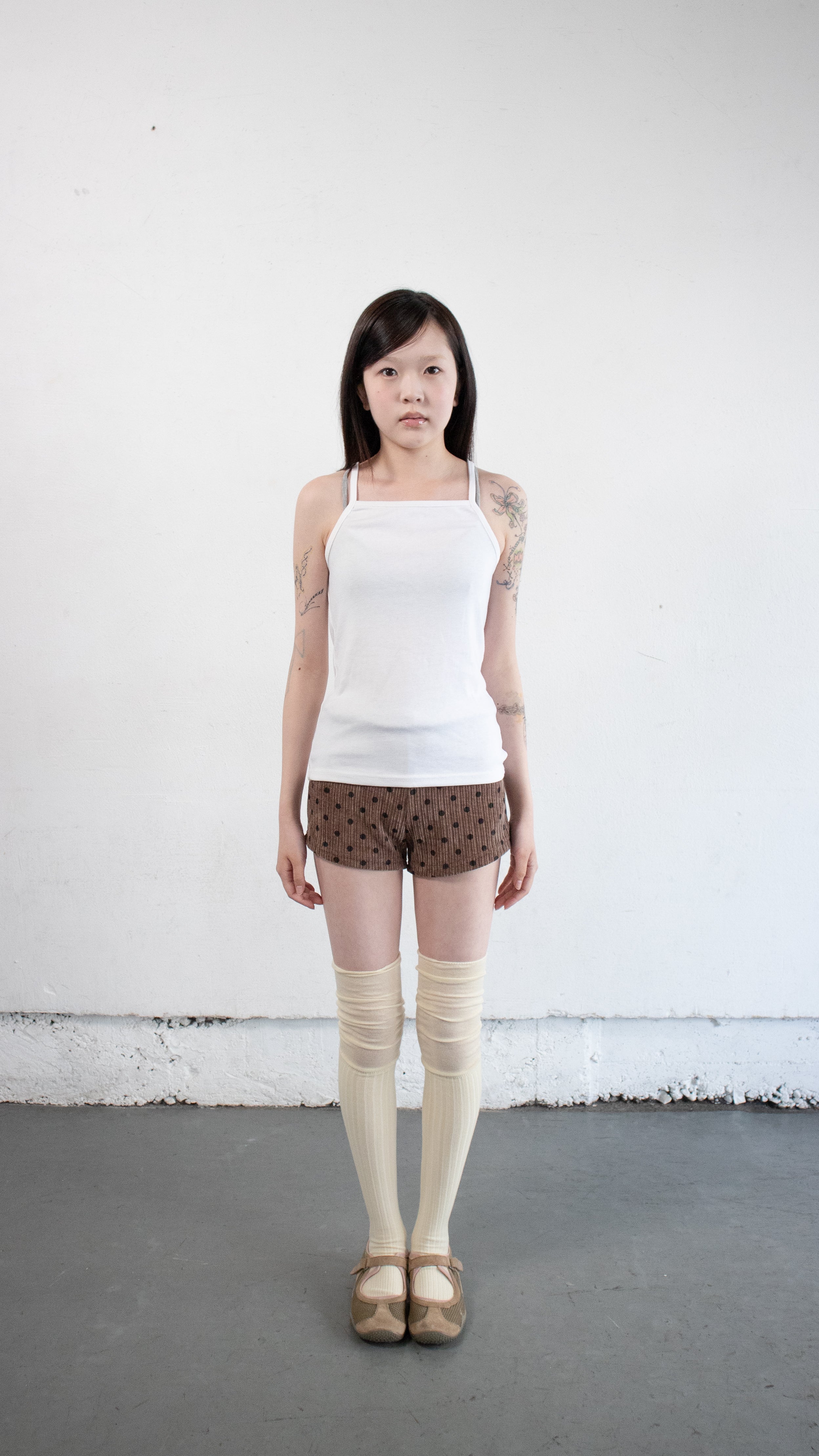 Basic sleeveless (white)
