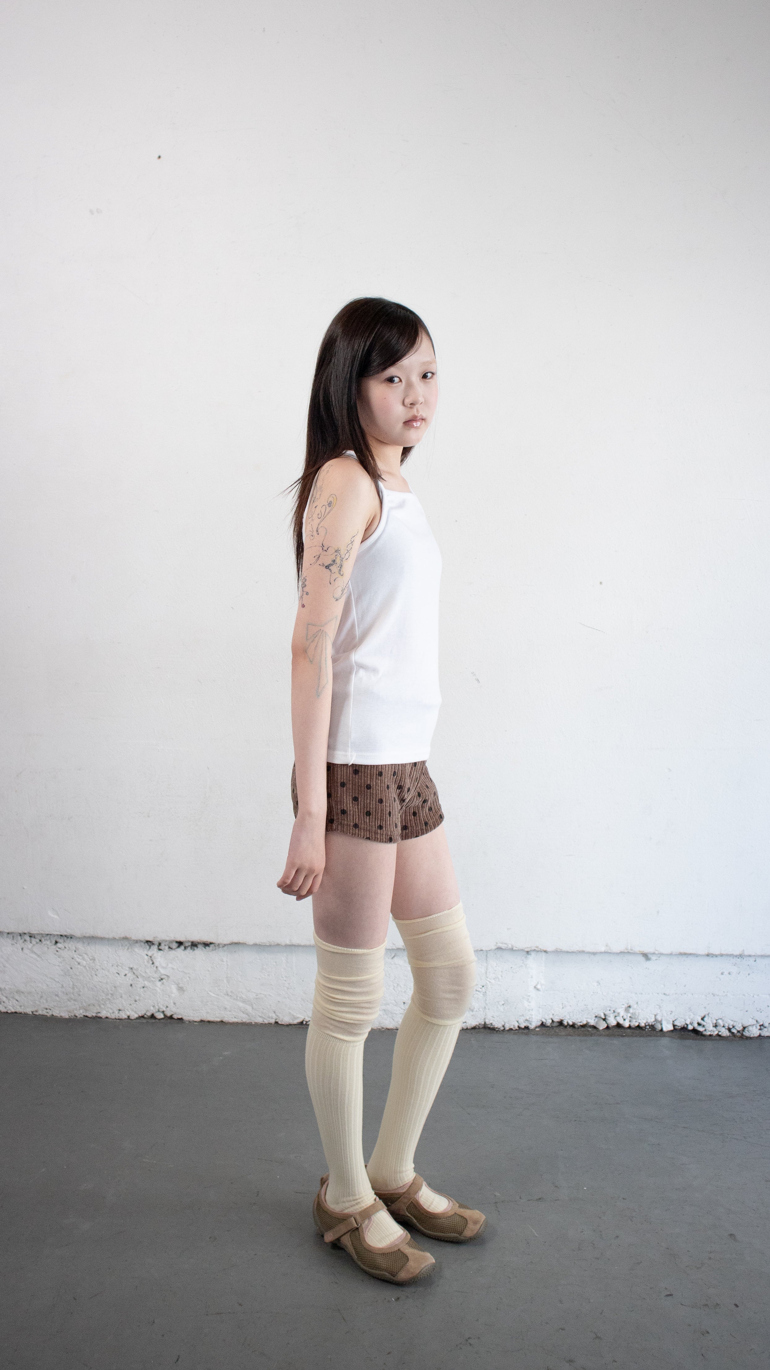 Basic sleeveless (white)