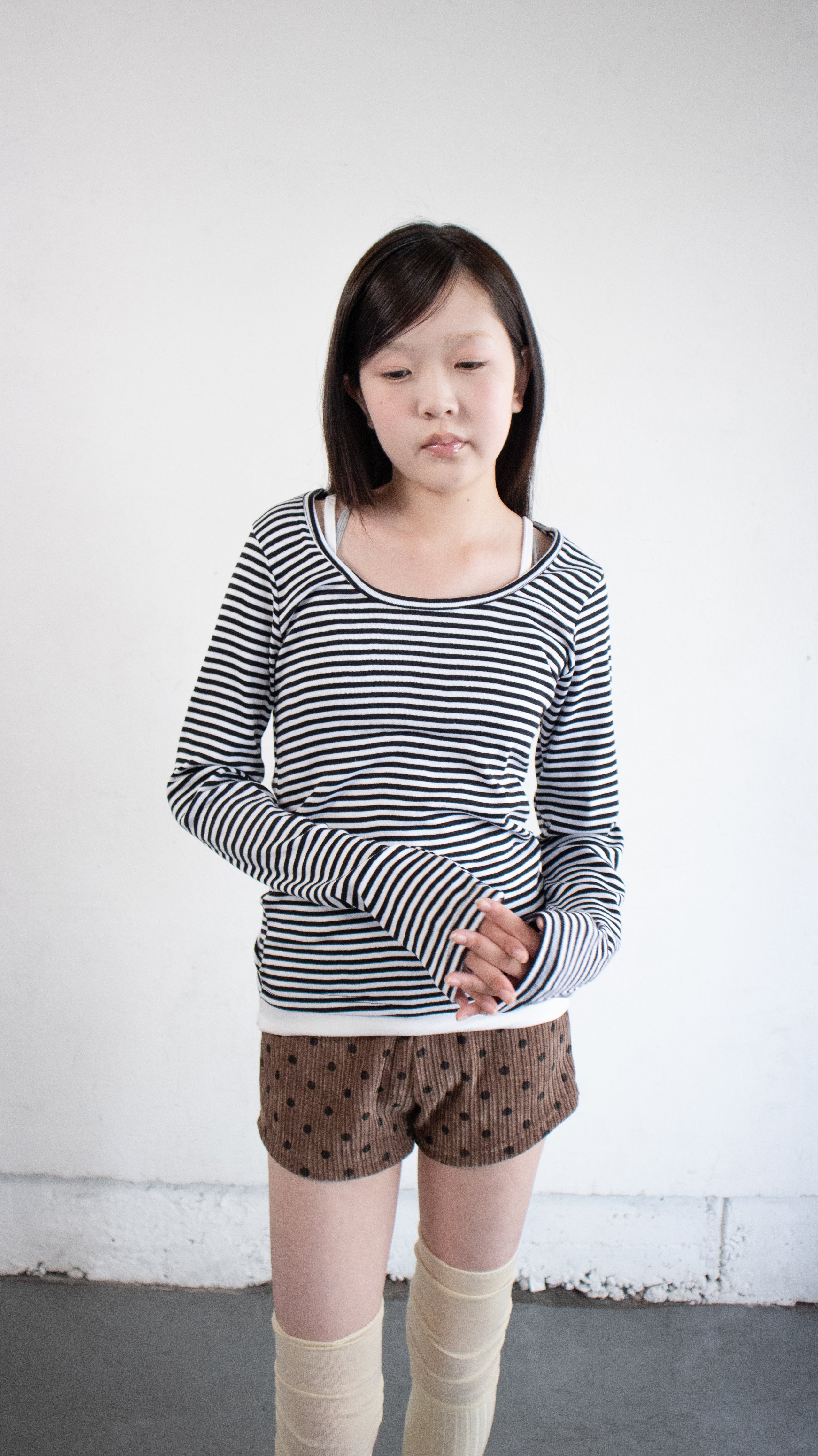 Round neck border L/S tee (black)