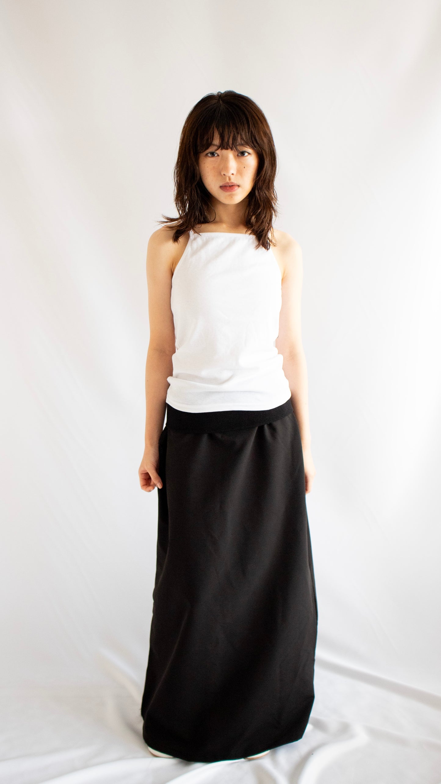 Basic sleeveless (white)