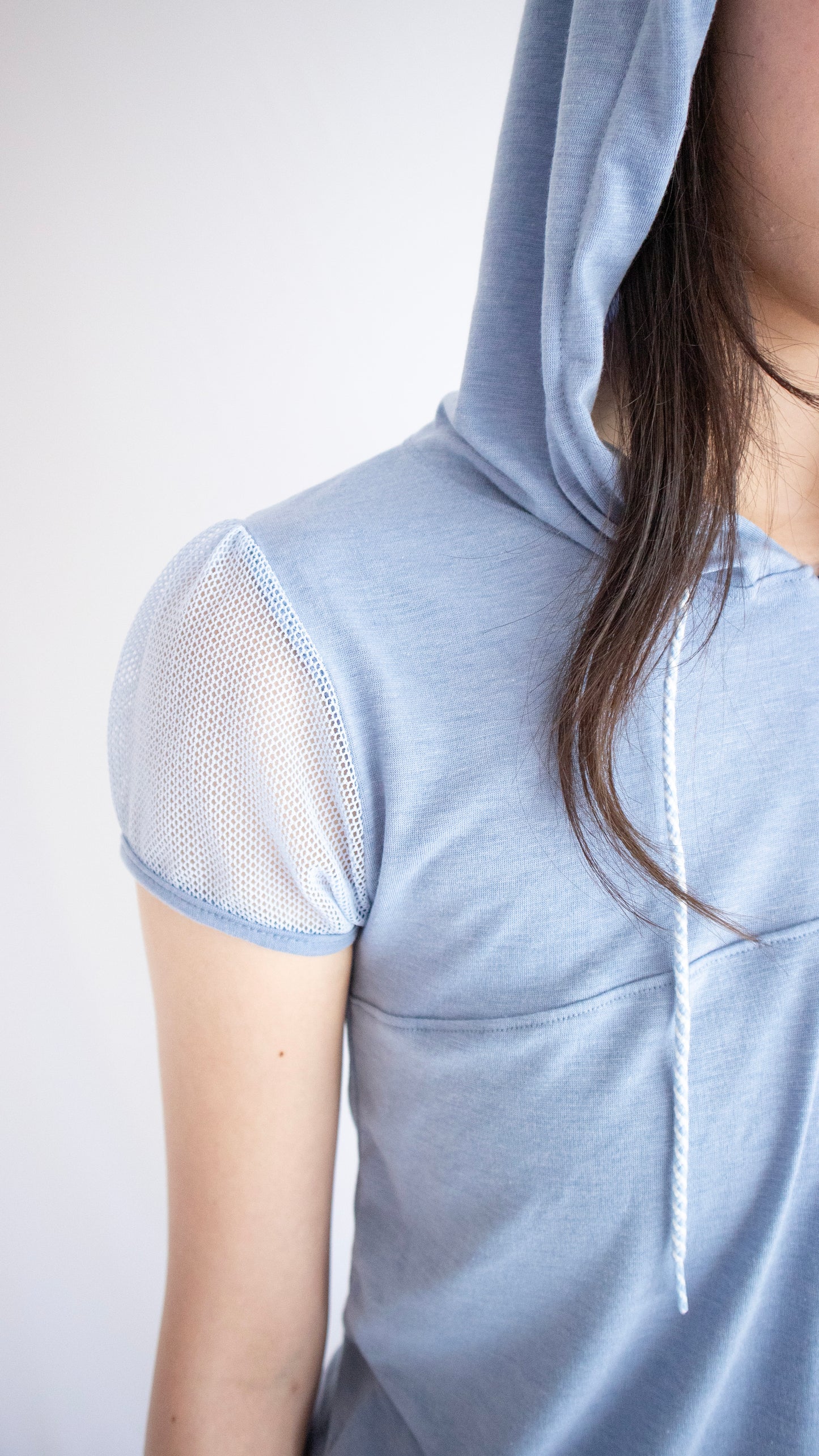 Half zip mesh hoodie (sky blue)