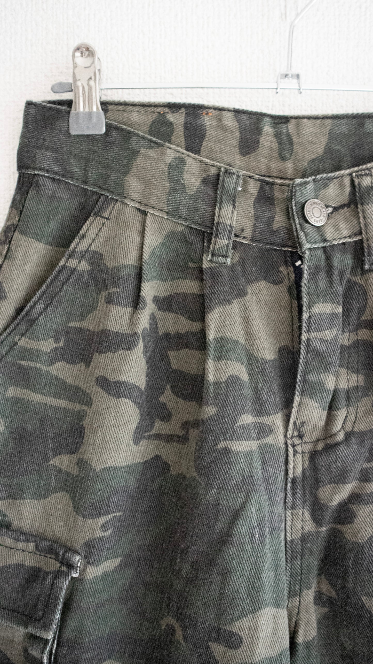 Capri cargo pants (camouflage)