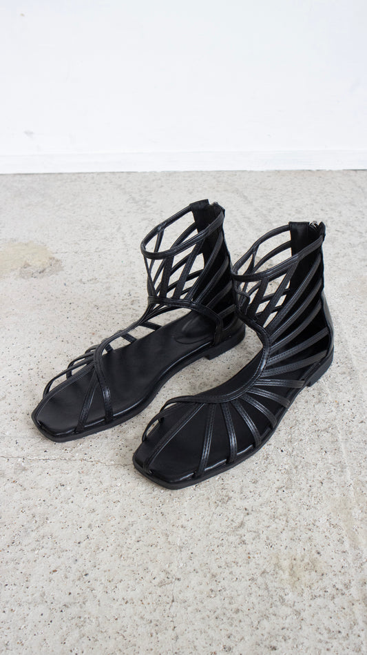 Gladiator flat sandal