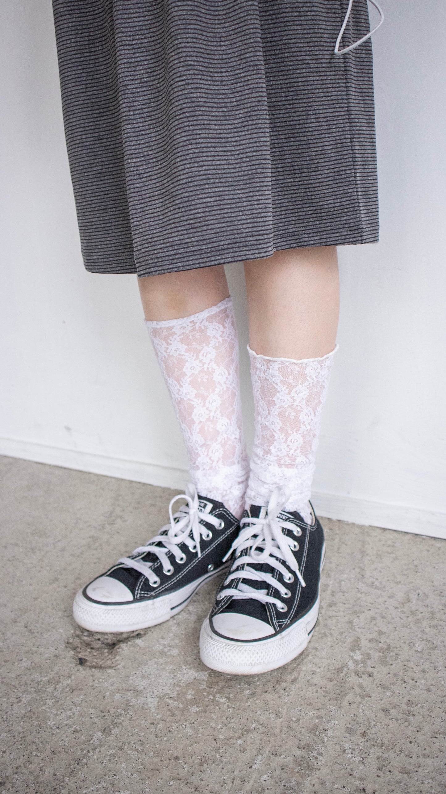 Lace leg warmer (white)