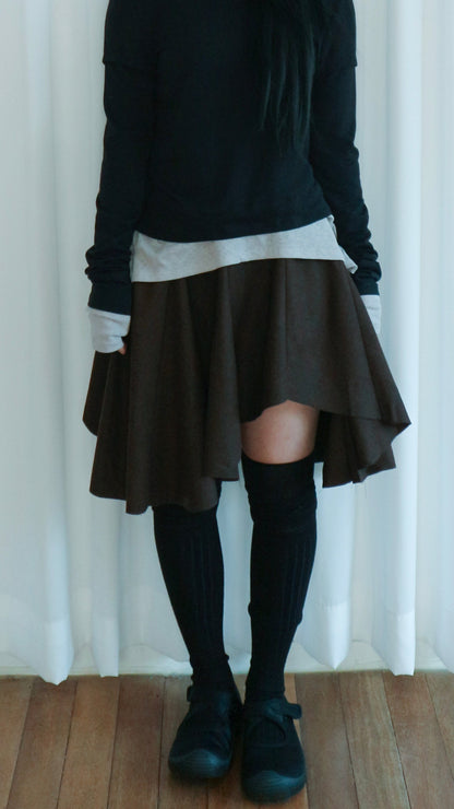 Asymmetry skirt (brown)