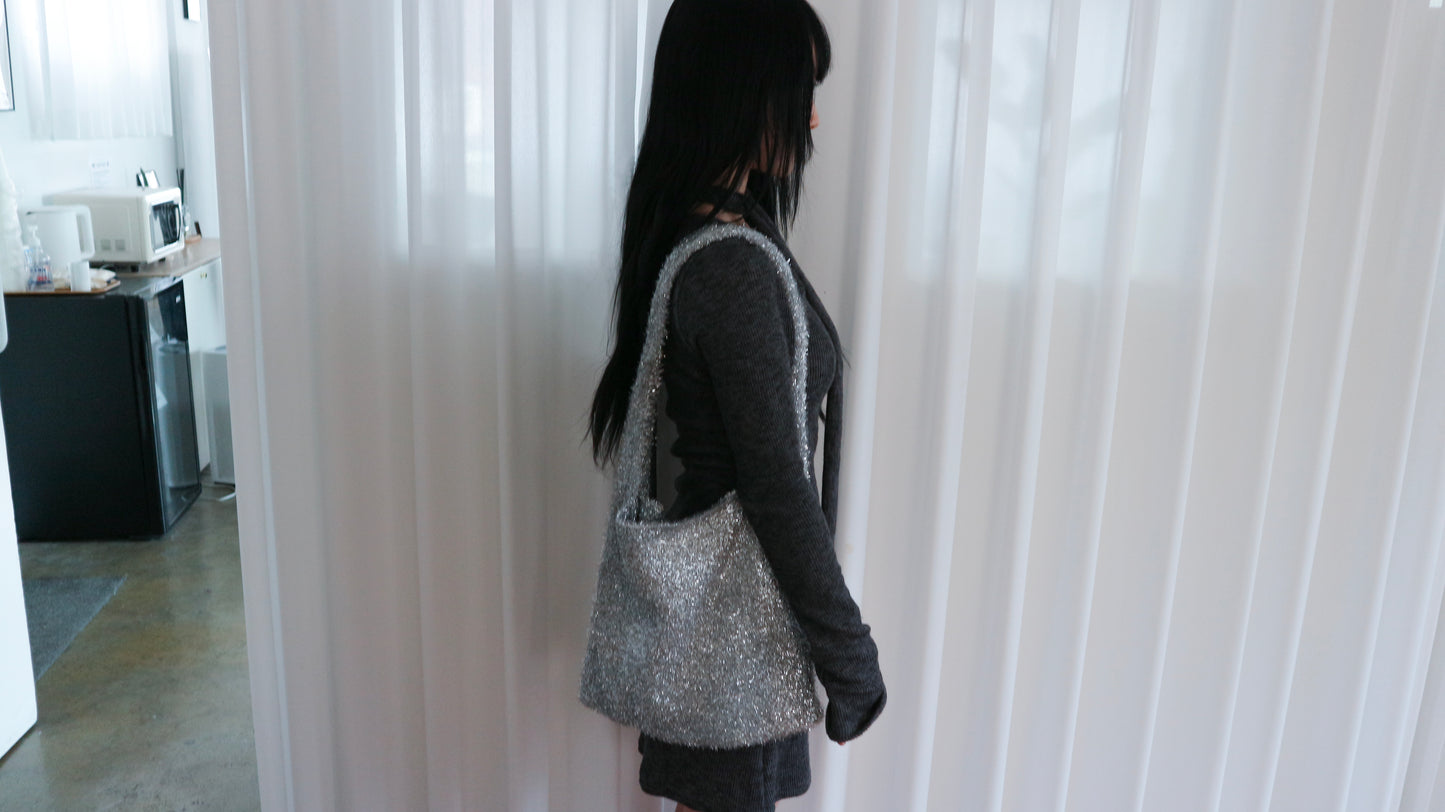 Metal knit bag 