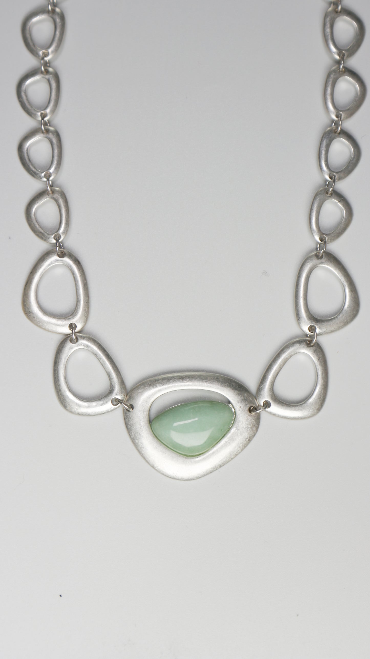 Ring green stone necklace