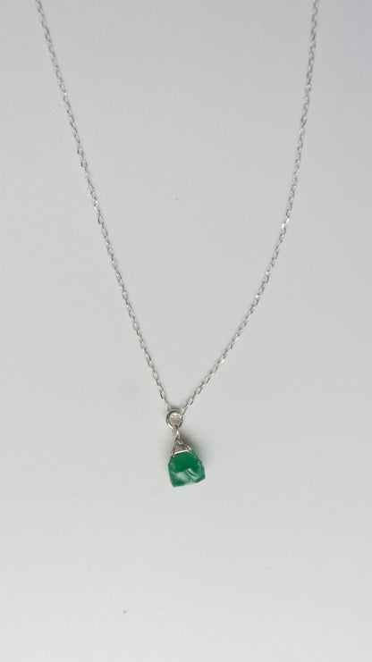 (925 silver) Green stone necklace