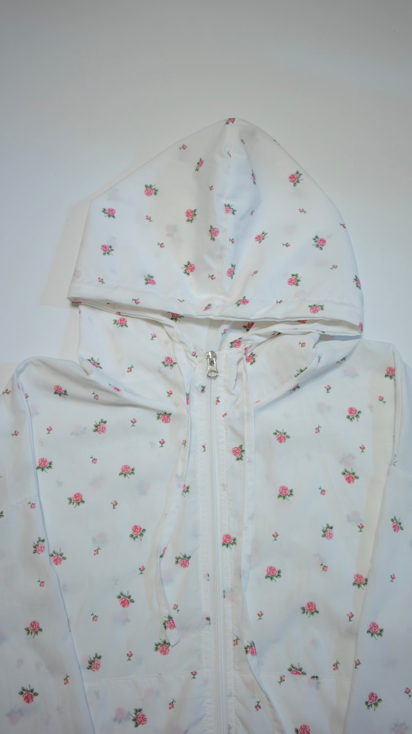 Rose zip hoodie (white)