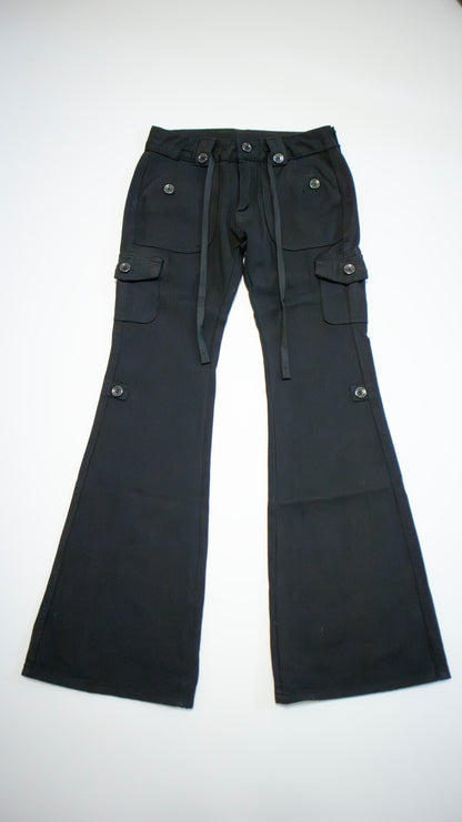 Buttoned cargo bootscut jeans (black)