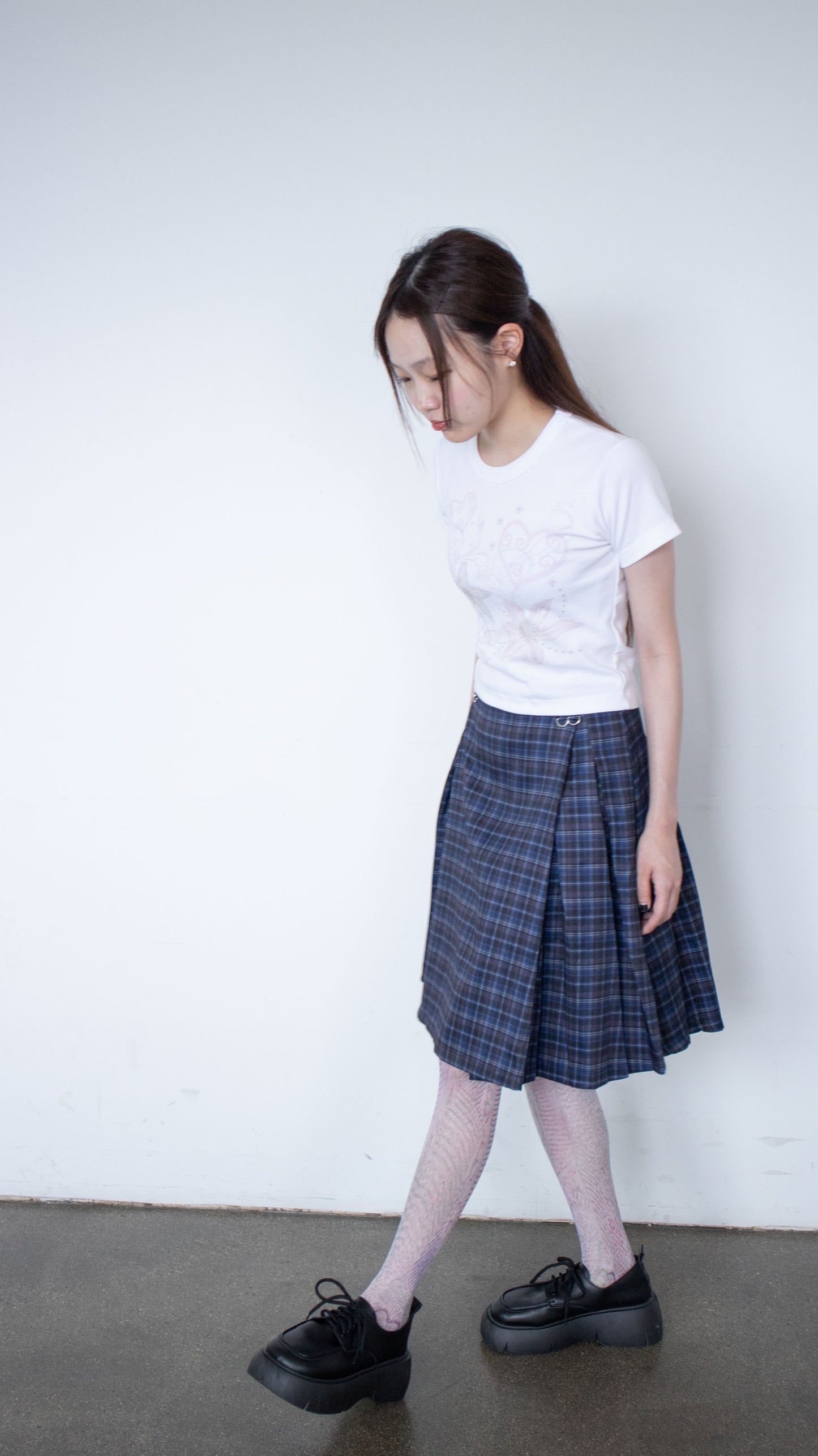 Check pleated midi skirt (navy)