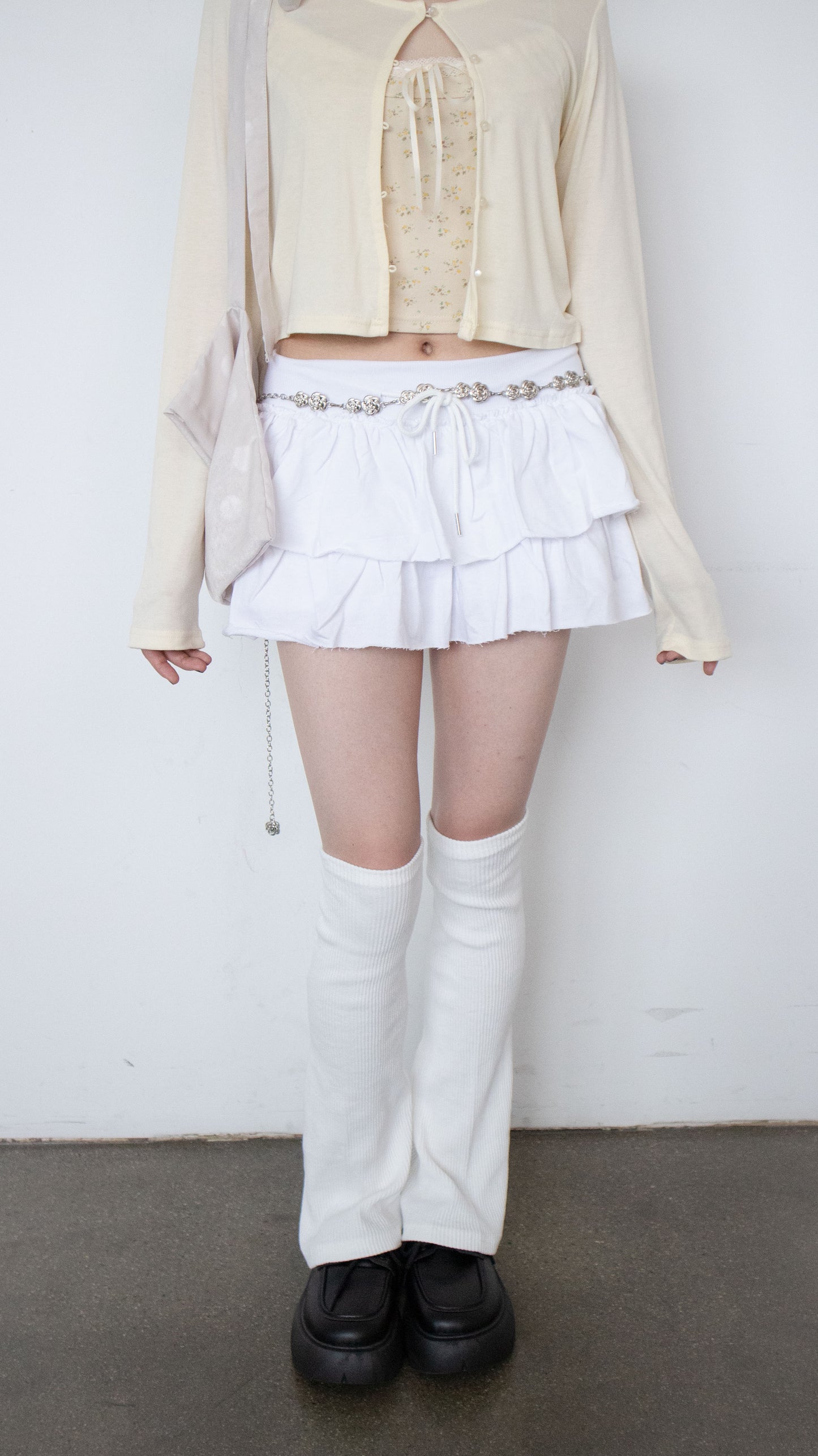 Sweat frill skirt pants (white)