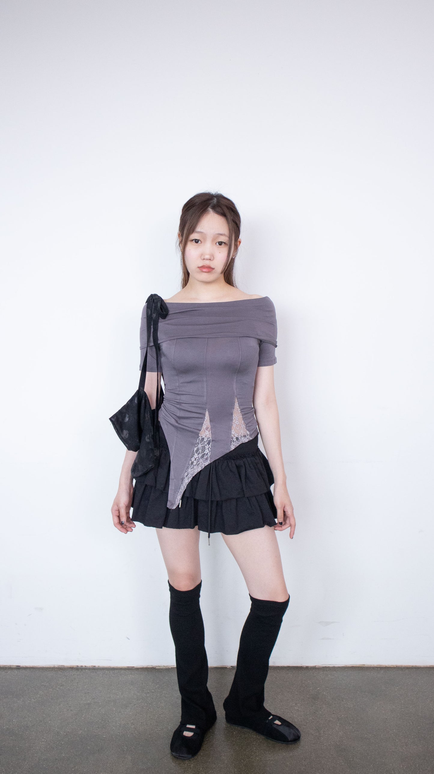 Off-shoulder cut lace top (charcoal)