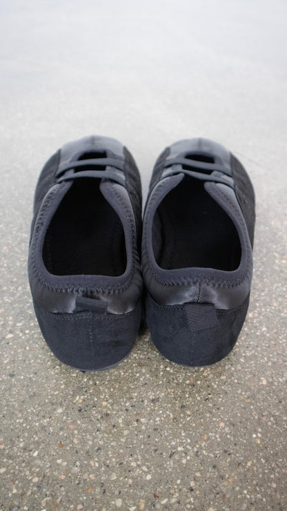 Flat ballet shoes (black)