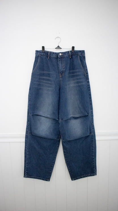 Oversized baggy denim (indigo)