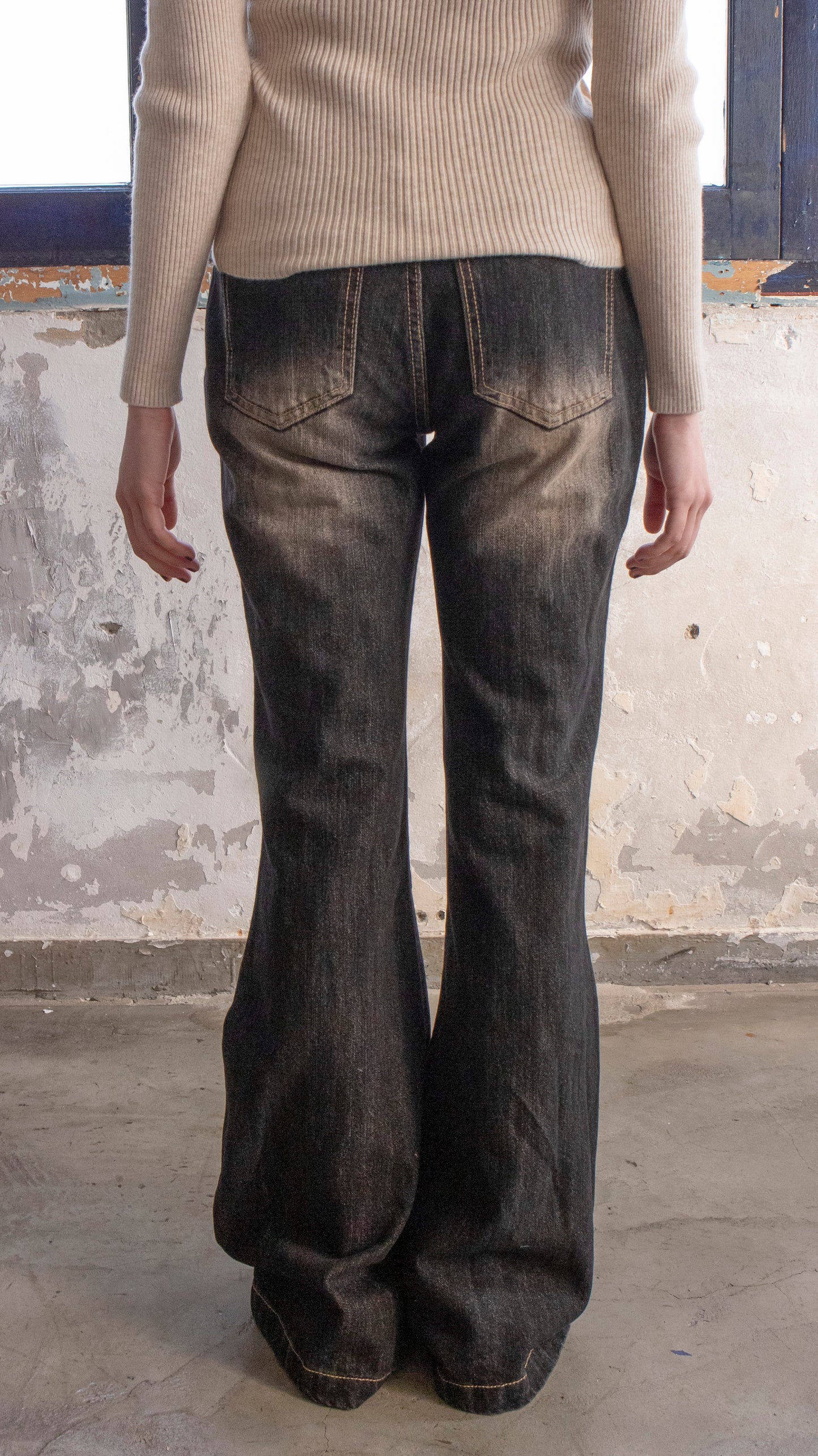 Modish snap bootcut jeans