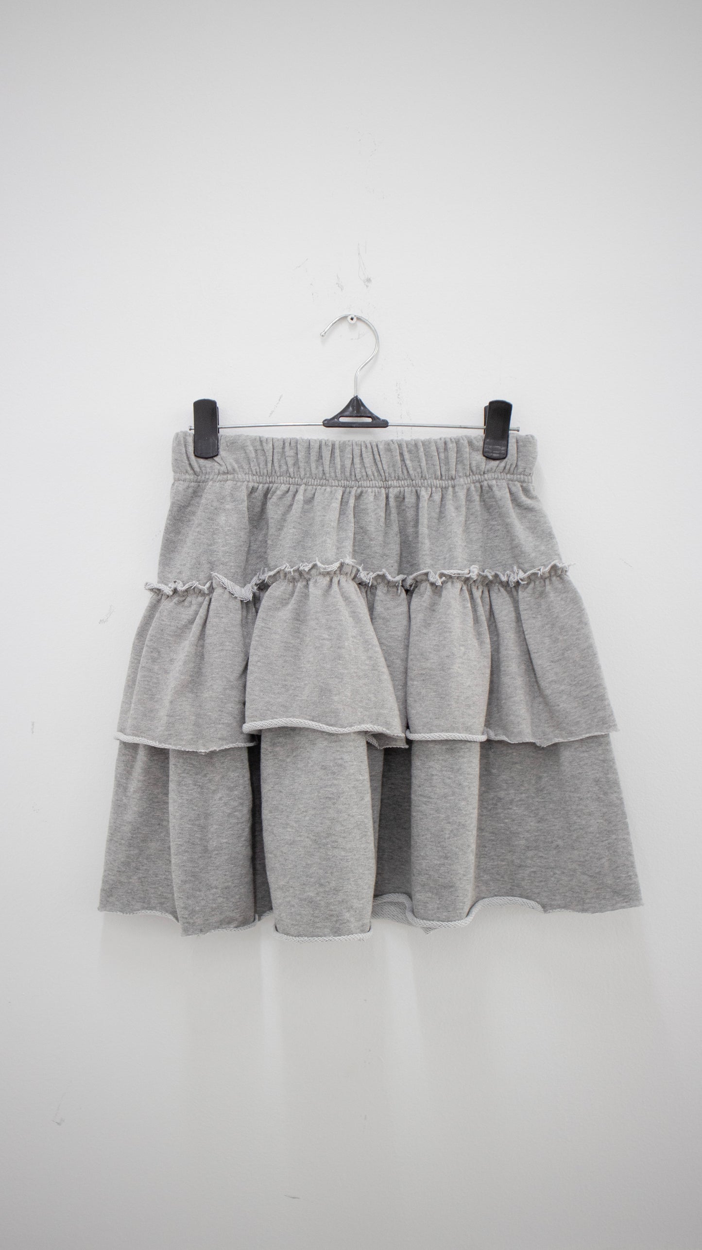 Frill sweat skirt (gray)