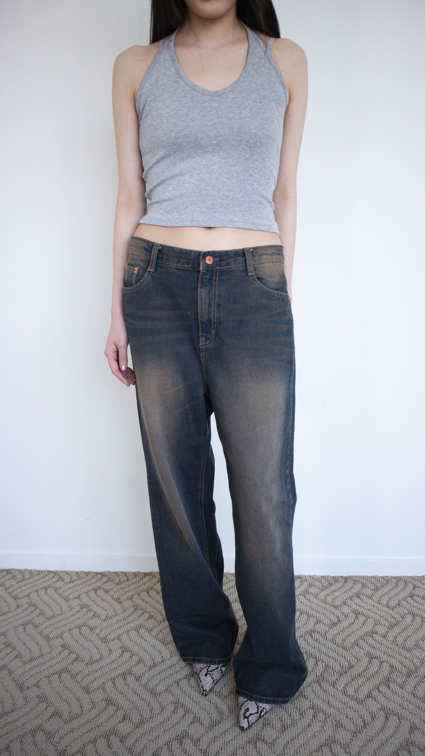 Brown washed denim (indigo)