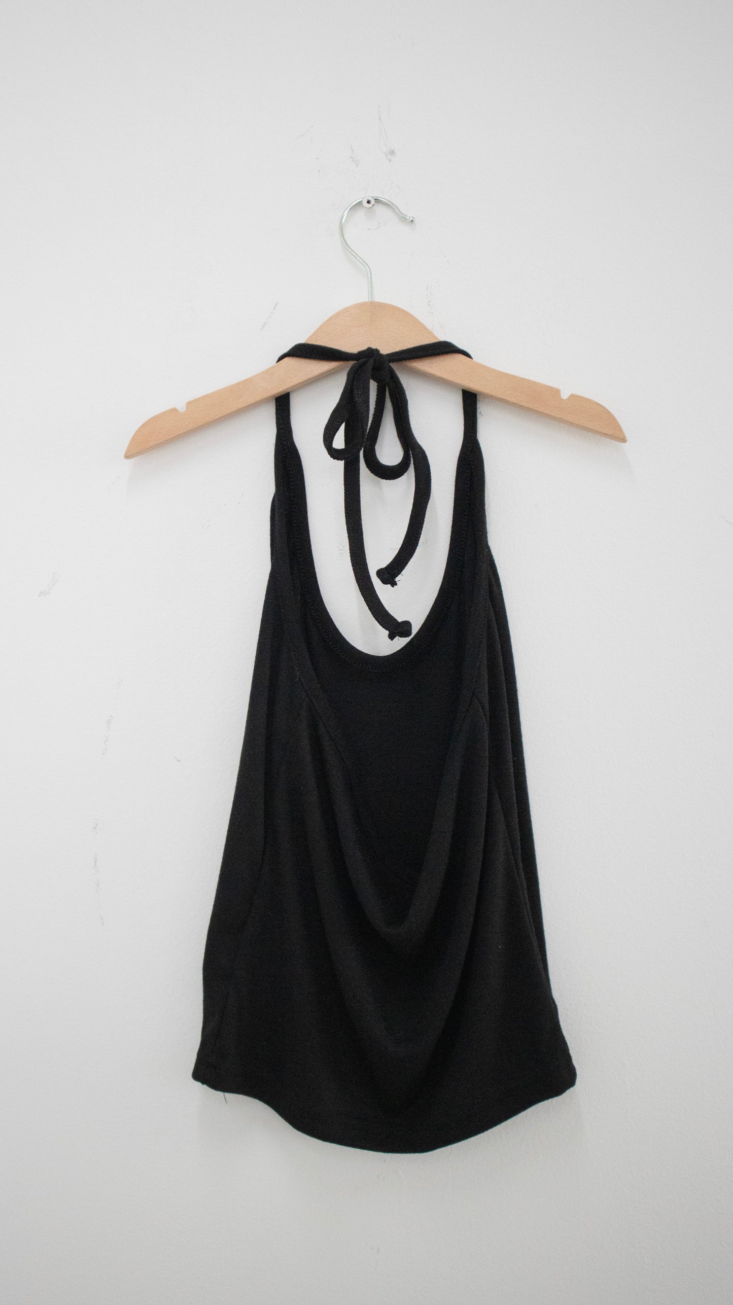 String halter sleeveless (black)