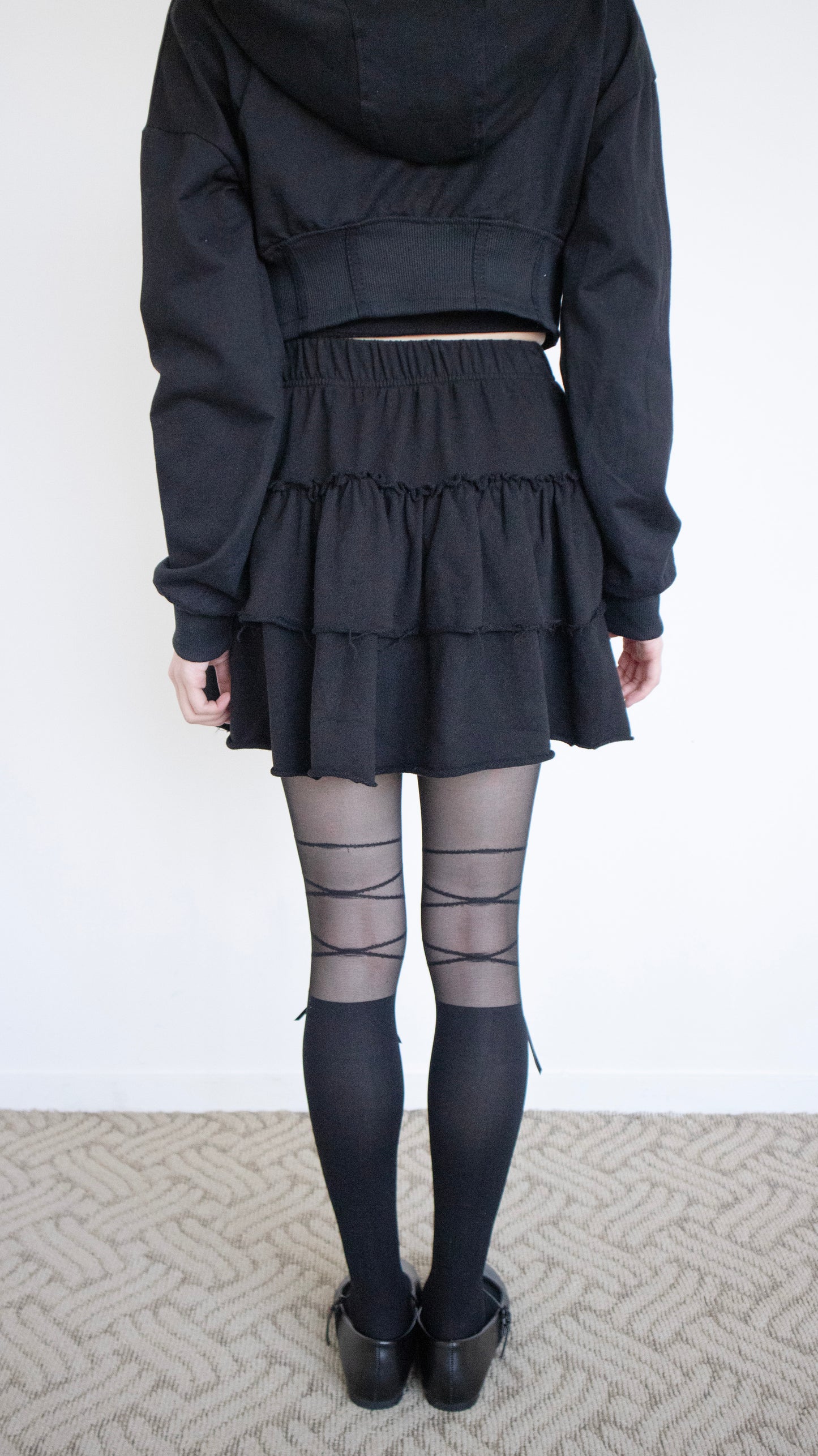 Frill sweat skirt (black)