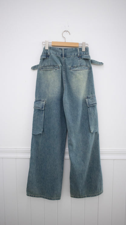 Pond washed cargo denim