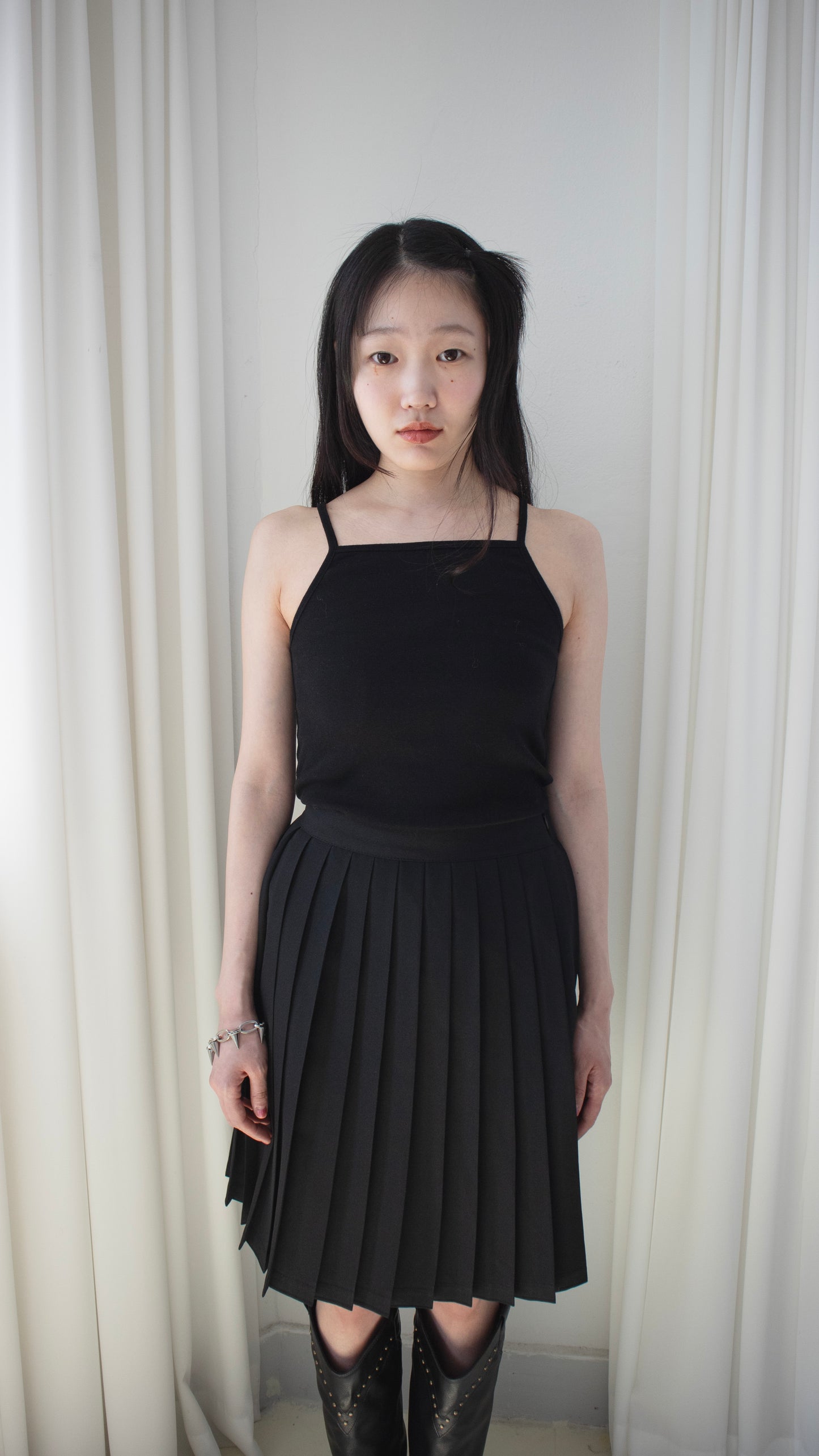 Basic sleeveless (black)