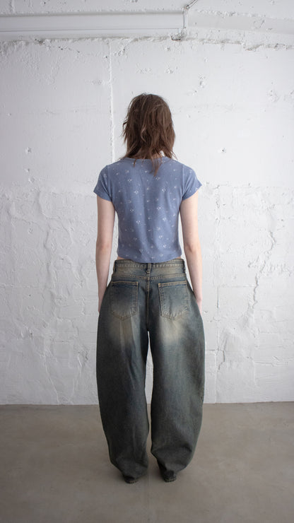 Curve washed denim pants